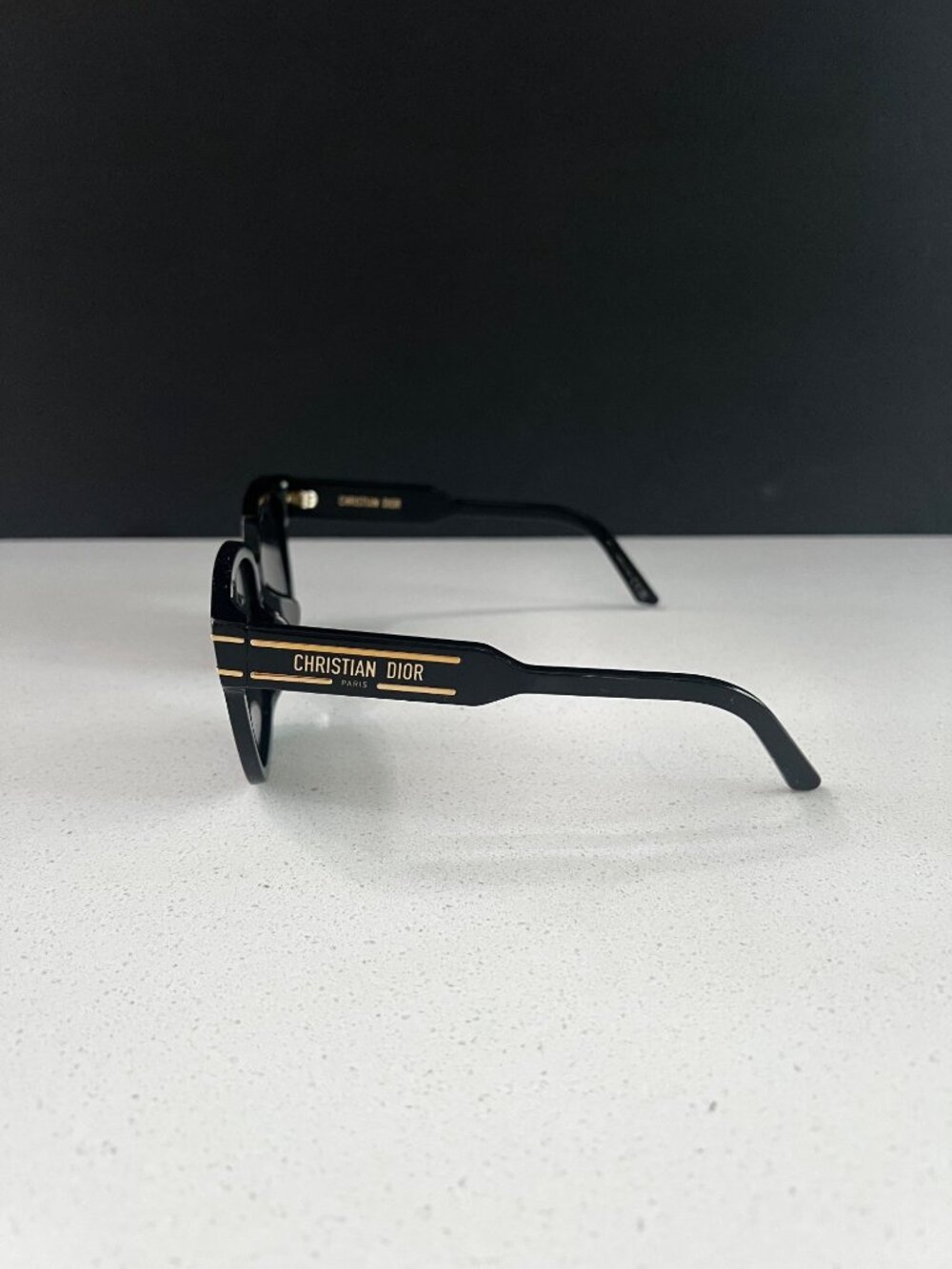 DIOR DiorSignature S7F black Sunglasses - Picture 4 of 10